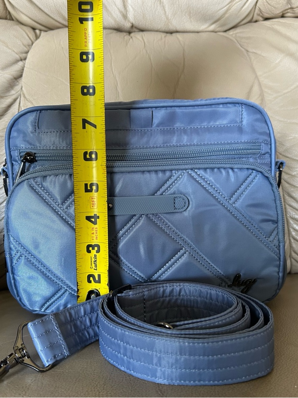 Lug Carousel XL 2 Crossbody Bag Purse Blue Moon EUC - Picture 13 of 14
